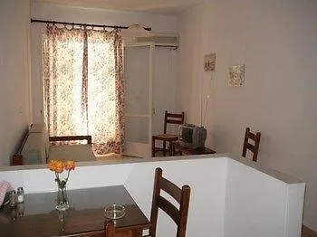 ** Apartahotel Filoxenia Hotel & Apartments Poros  Grecia