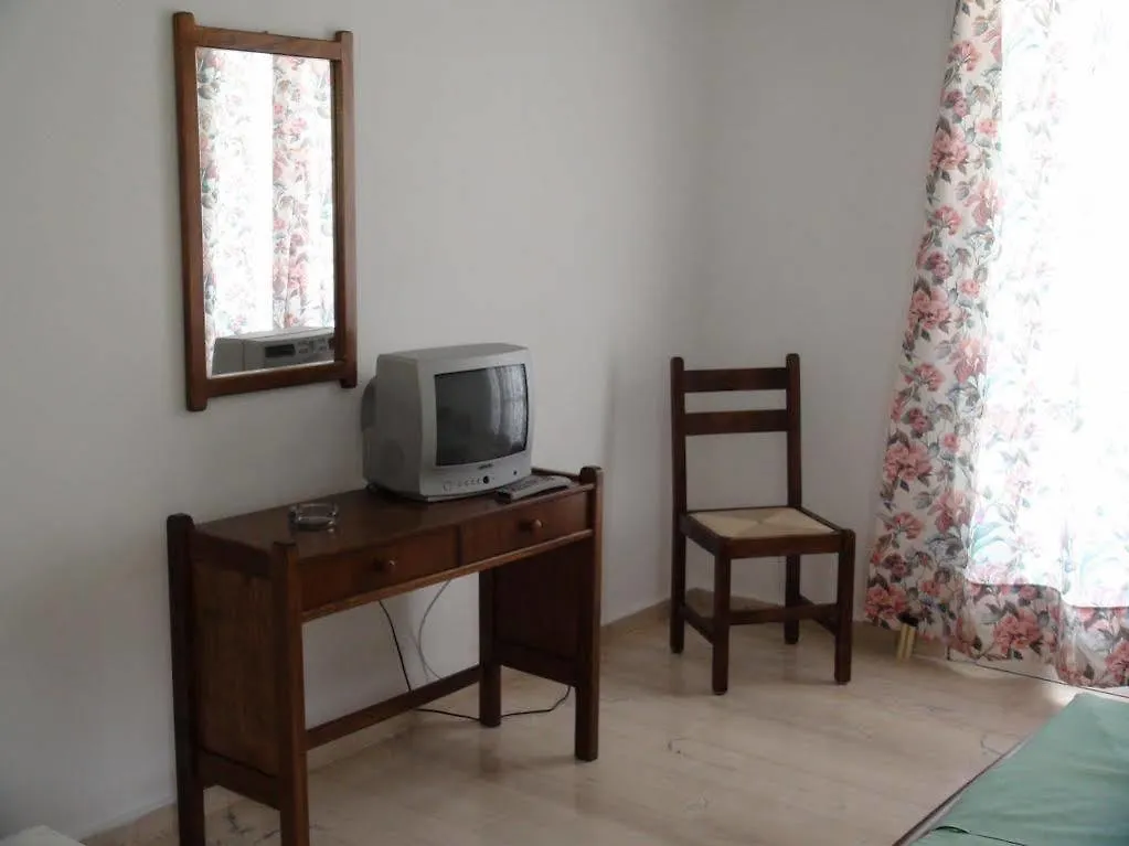 Filoxenia Hotel & Apartments Poros  2*, Poros (Kefalonia) Grecia